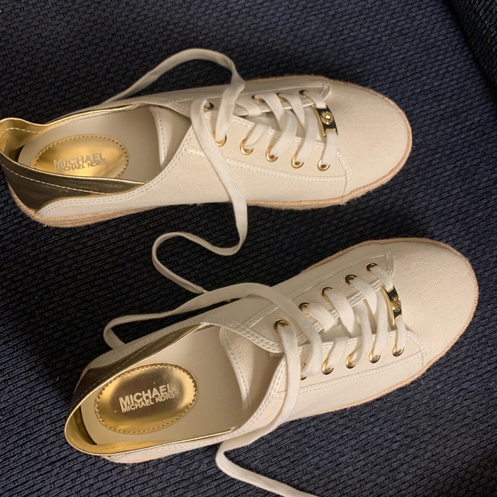 Michael Kors Women's Gold and Cream Sneakers